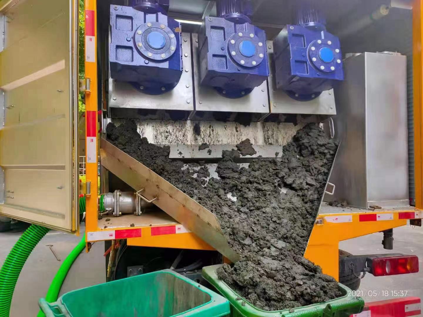 张港镇化粪池清掏城市维护站-泥浆净化干湿分离处理