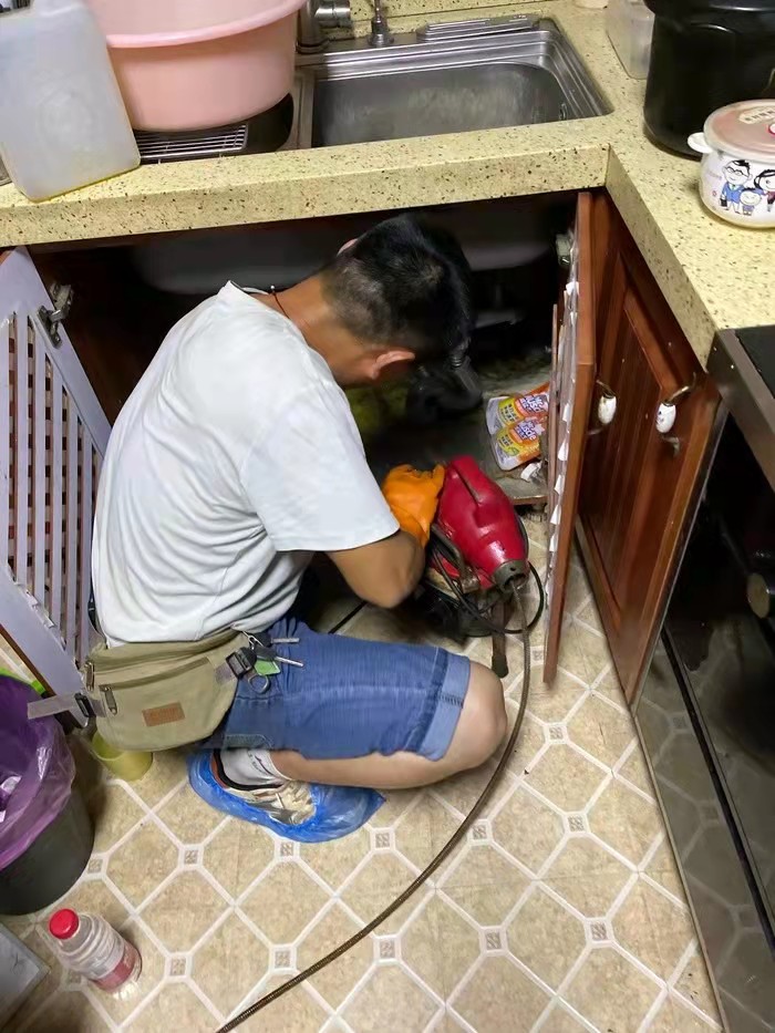 张港镇通下水道